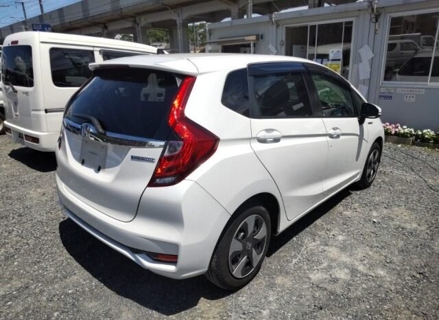 
								Honda Fit Hybrid 2018 full									