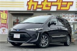 Toyota Estima Hybrid 2017