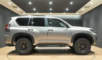 
										Toyota Land Cruiser Prado 2020 full									