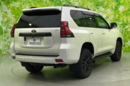 Toyota Land Cruiser Prado 2023